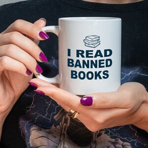 I Read Banned Books, Coffee mug