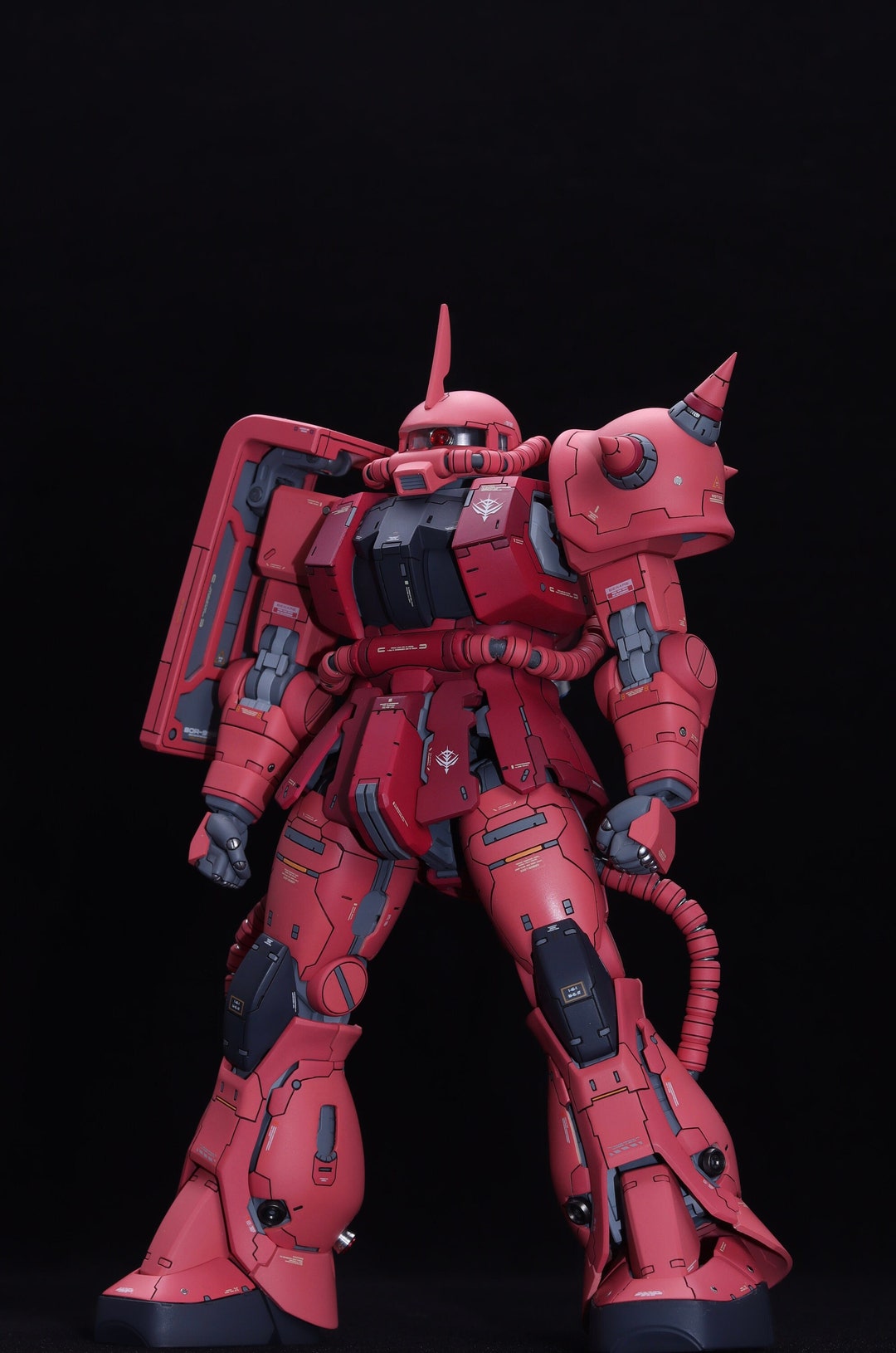 金属製 ロボット 置物 インテリア アートガンダムシャア専用ザク