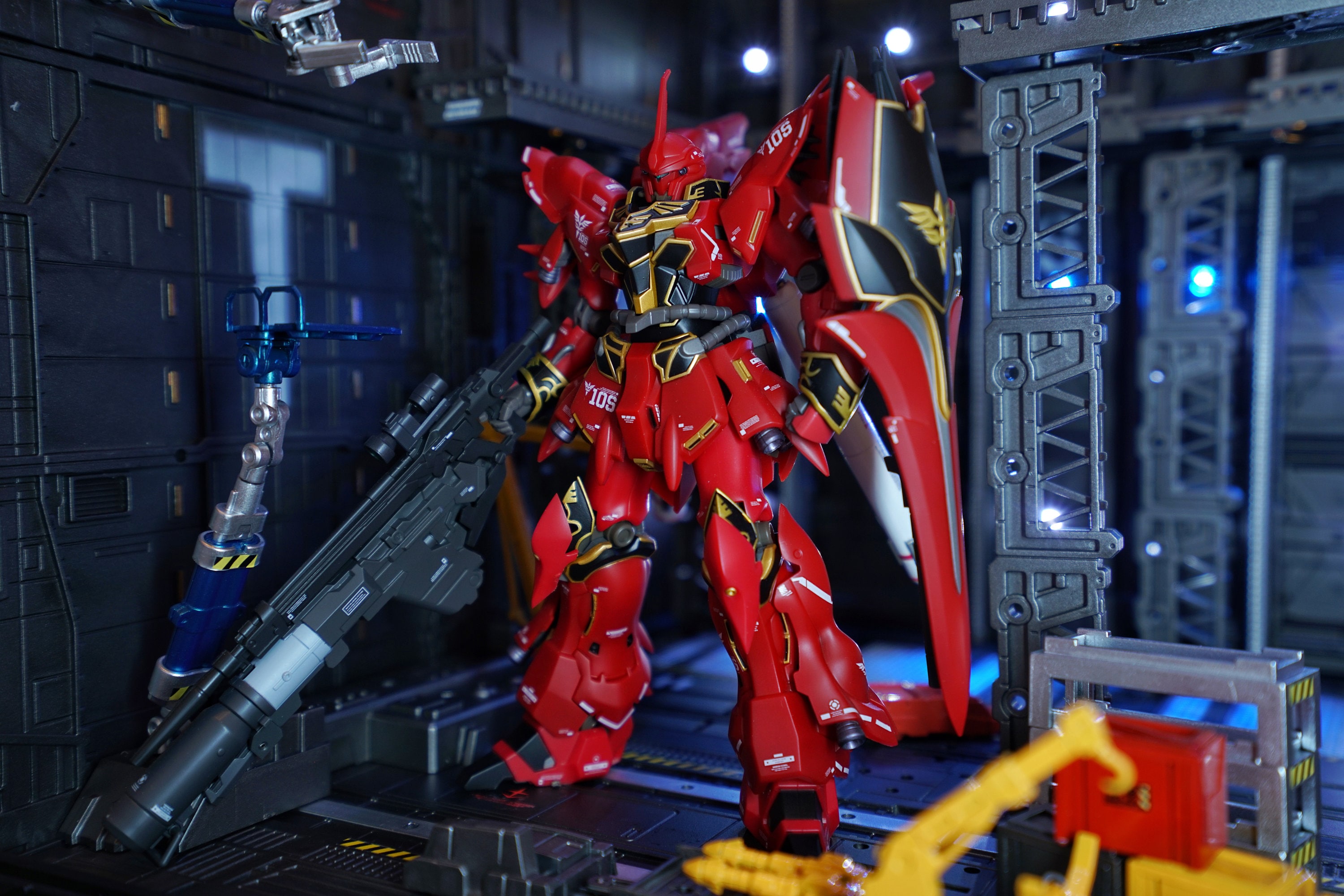 Gundam Hanger Diorama Set Painted & Build in US - Etsy Canada