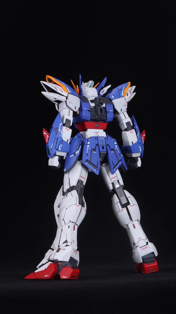 バンダイ 1/100 MG ウイングガンダムゼロ EW Ver.Ka LED搭載