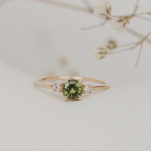 Green Sapphire Diamond Ring , Green Sapphire Engagement Ring , Unique Engagement Ring , Natural Sapphire Diamond Ring , Gold Engagement Ring