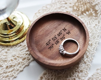 Custom Coordinates Ring Dish, Engraved Walnut Ring Dish, Jewelry Holder, Personalized Wedding Gift, Anniversary Gift, Engagement gift