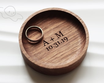Custom Initials Mini Ring Dish/Anniversary Gift/Personalized Jewelry Dish/Couples Gift/Wedding Gift/Mens Ring Holder/Engagement Gift For Her