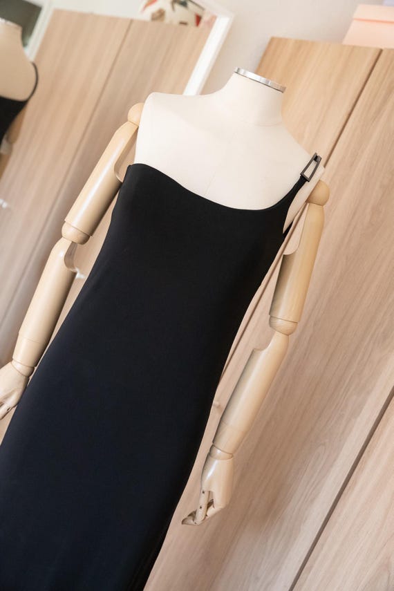 Tom Ford, Iconic S/S 1998 Tom Ford for Gucci one-shoulder column dress