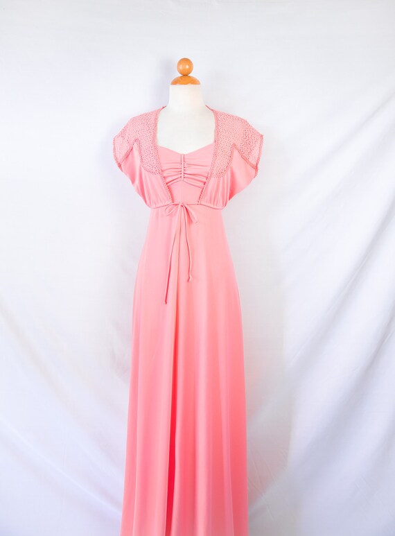 1970s pink maxi dress with matching crochet crop … - image 9