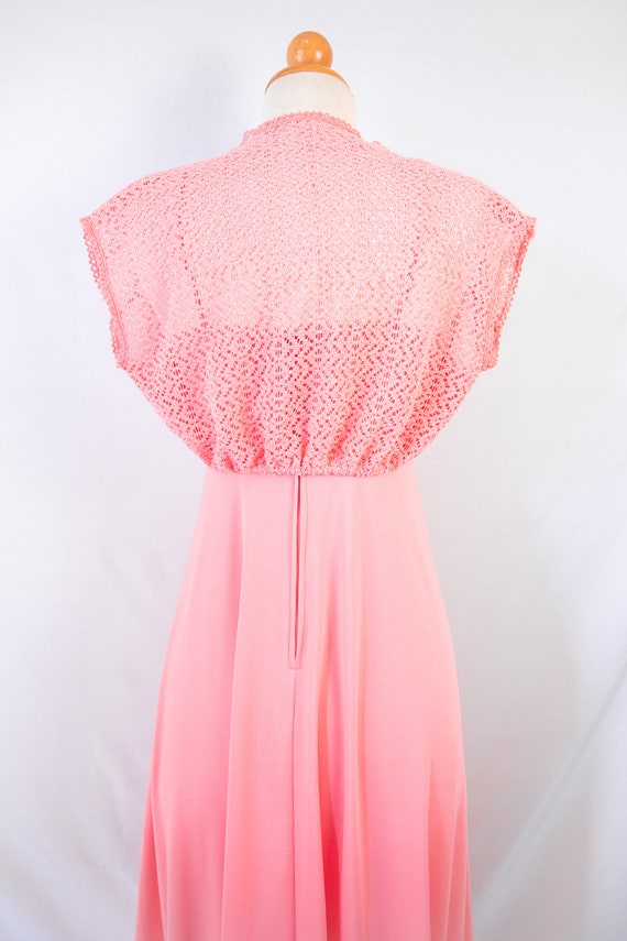 1970s pink maxi dress with matching crochet crop … - image 8