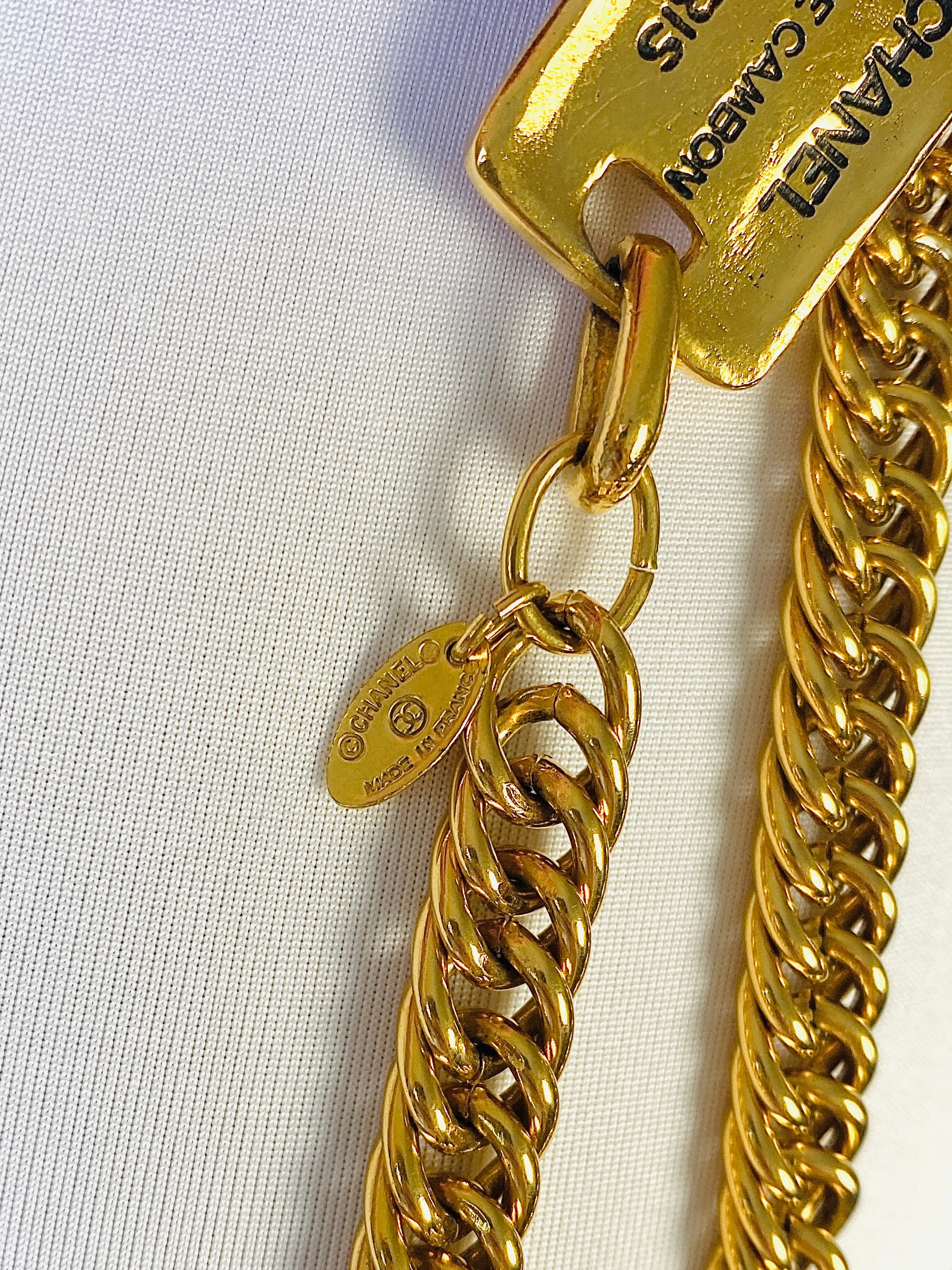 CHANEL Gold CC 31 Rue Cambon Medallion Chain Belt - Etsy