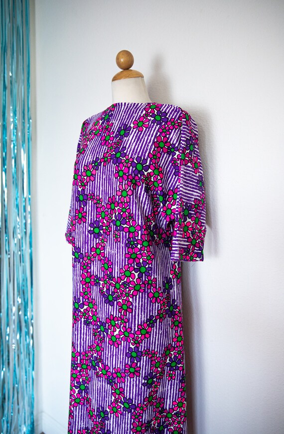 70’s Flower Power Dress