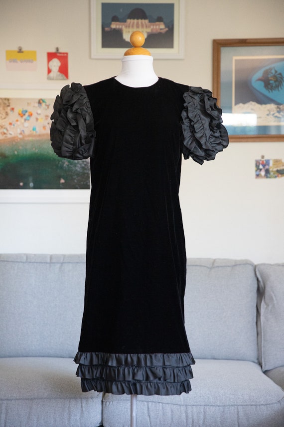 1990s Maggy London Velvet Ruffle Party Dress