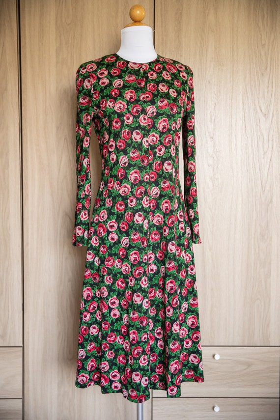 1970s Diane Von Furstenberg dark floral print dro… - image 1