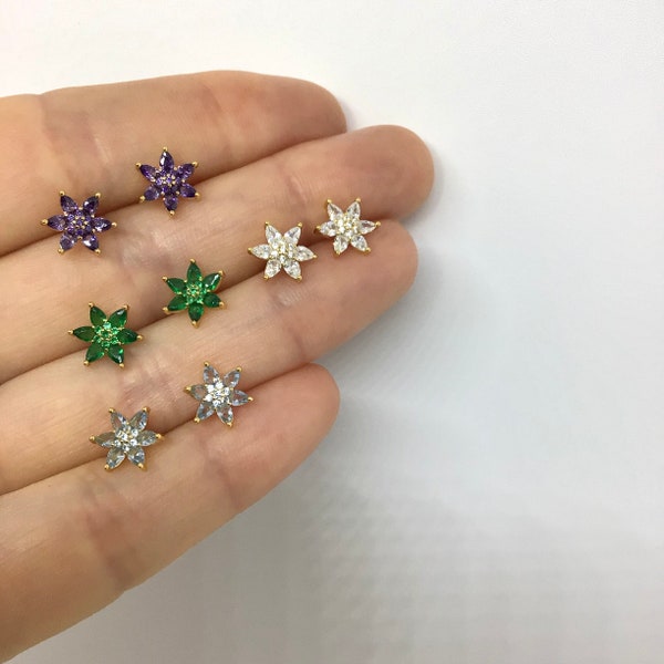 Forget-me-not Flower Stud Earring in Sterling Silver, Gorgeous Crystal Flower Earring, Minimalist Earring, Dainty Stud, CZ Flower