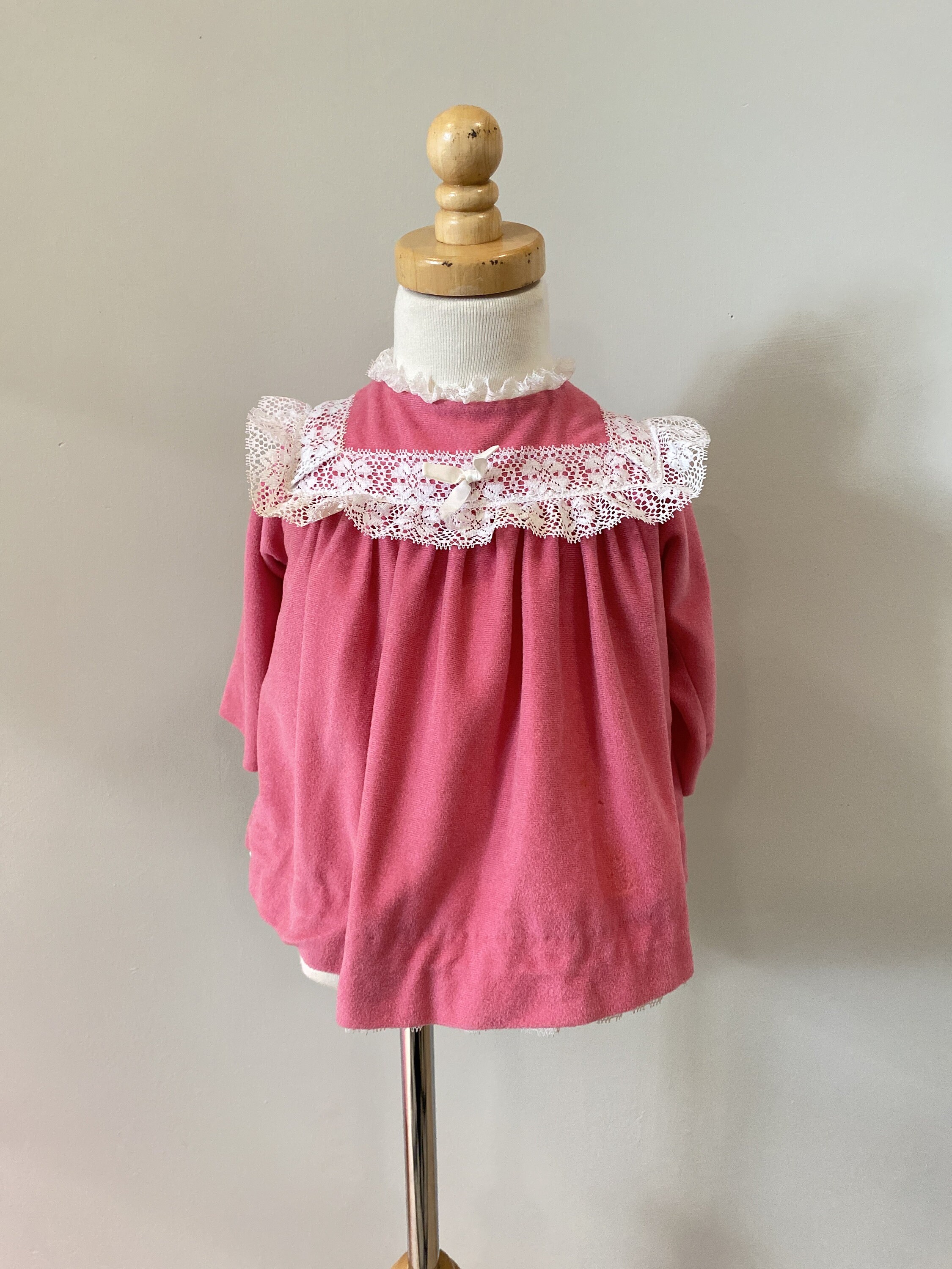60s Vintage Pink Lace Bow Trim Baby dress/Cute Frilly Girly Special Occasion Dress Size 9-12M by Cradle Club Made in USA