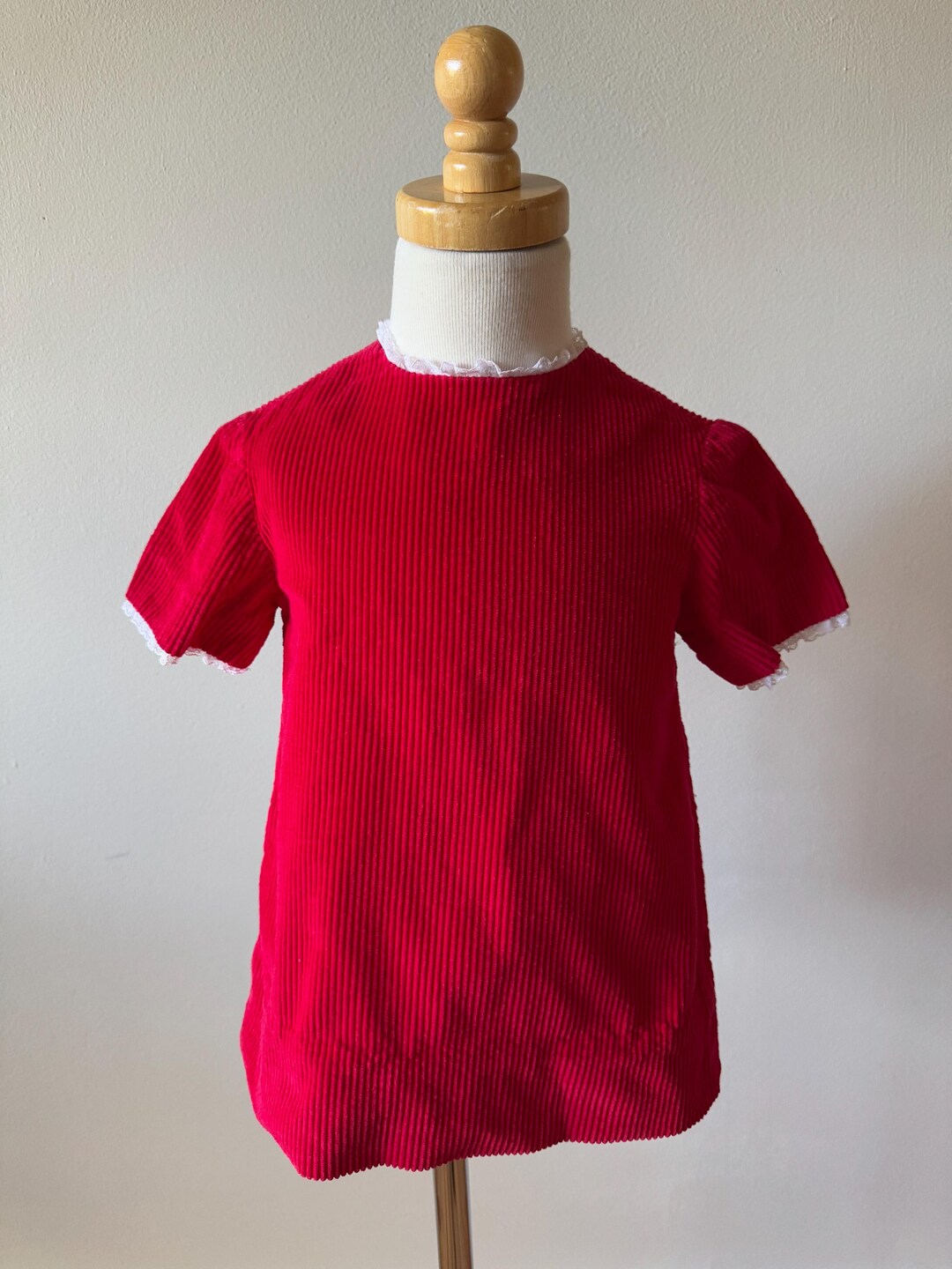 Vintage Red Corduroy Holiday Dress: Lace Detail, Size 18M