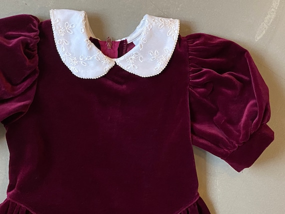 80s Vintage Kids Red Holiday Velvet Dress W/Peter… - image 2