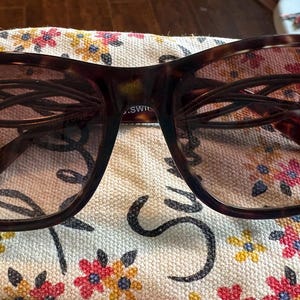 Brighton Sunglasses - Etsy display picture 3