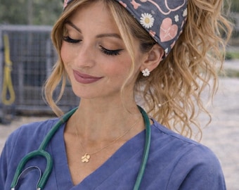 HARTmelodie medische hoofdband, cardiologie hoofdband, hoofdbanden voor verpleegkundigen, hoofdband voor artsen, cadeau verpleegkundige, cadeau medisch assistent