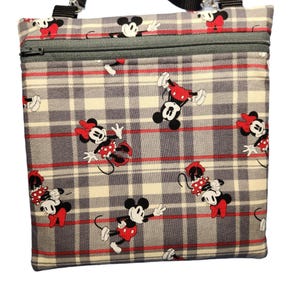 Bolso bandolera Mickey y Minnie con correa ajustable