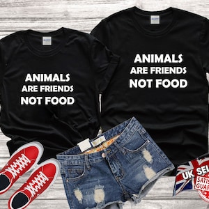 Animals are friends not food vegan trendy Tshirt Top Men Women Ladies Gildan S-M-L-XL-XXL-3XL-4XL-5XL Unisex V521