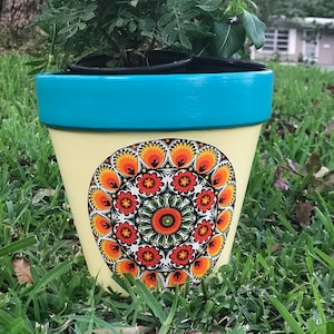 Mandala Decoupage Hand Painted Terracota Plant Pot