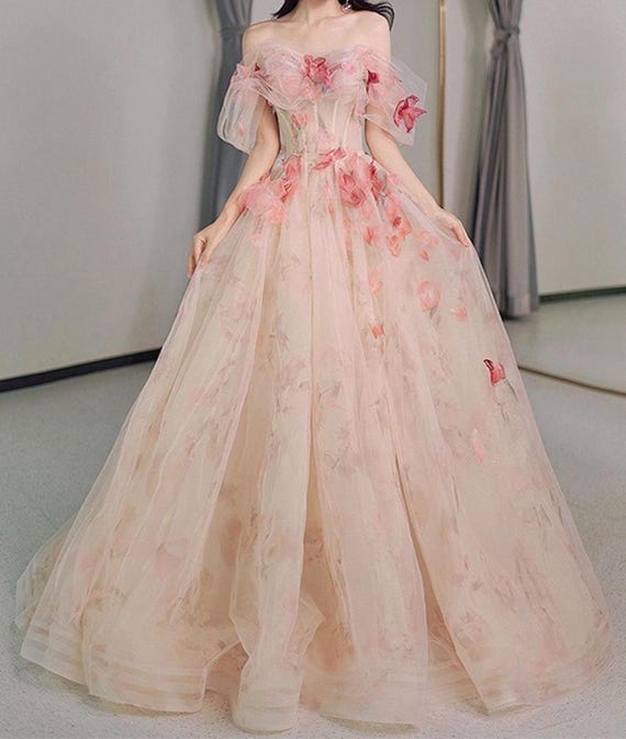 Lace Floral Embroidered Stitching Strapless Collar Evening Dress Lace Floral Embroidered Stitching Strapless Collar Evening Dress
