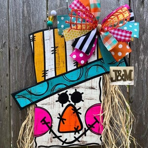 Scarecrow Door Hanger / Scarecrow Door Decor / Scarecrow / Fall Door Hanger / Fall Door Decor
