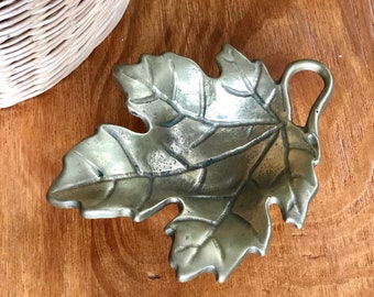 Brass Vintage Leaf Small Trinket Dish with Handle