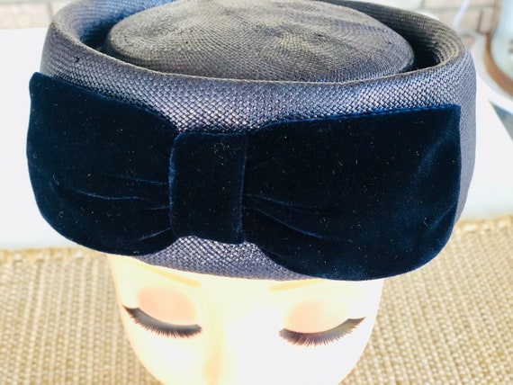 Vintage Women's Hat Navy Blue with Large Blue Vel… - image 8