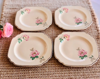 Vintage Plates with Floral Roses (Set of 4)
