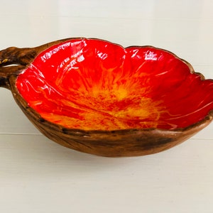 Vintage Treasure Craft Leaf Bowl (1960's)
