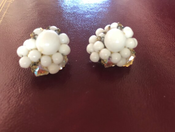 Vintage Clip Earrings - image 10