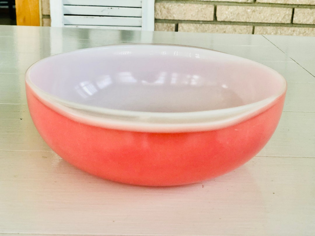Vintage PYREX Pink Flamingo 024 2QT Casserole Dish - Etsy