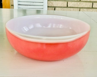 Vintage PYREX Pink Flamingo 024 2QT Casserole Dish