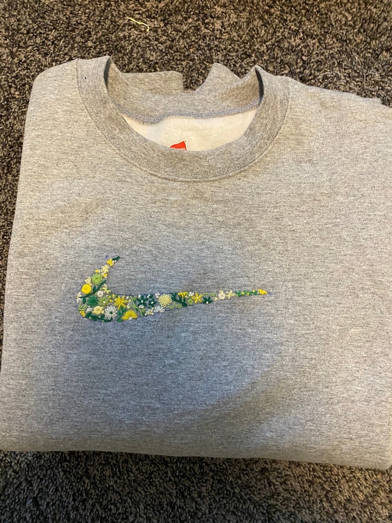 NIKE CUSTOM Embroidery