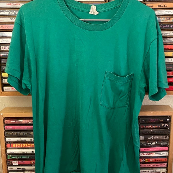 M, 1970s/80s gap shirt, vintage gap plain shirt made in USA