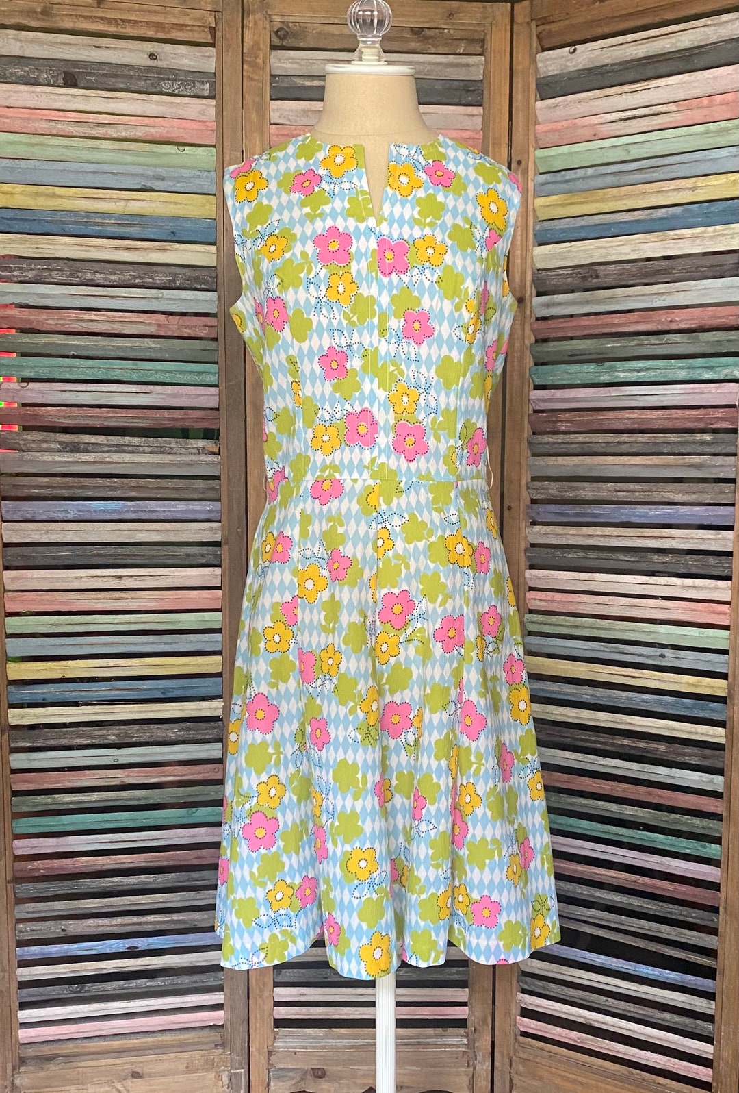 Sixties Flower Dolly Dress main image 1