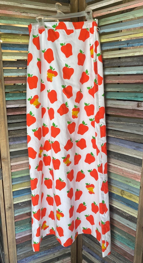 70’s The Vested Gentress Apple Maxi Skirt - image 1