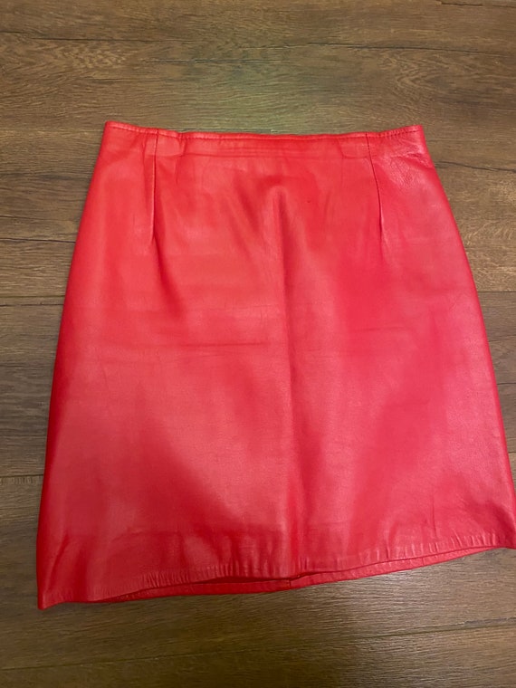size 4, 1980s mod der no 1980s red leather skirt