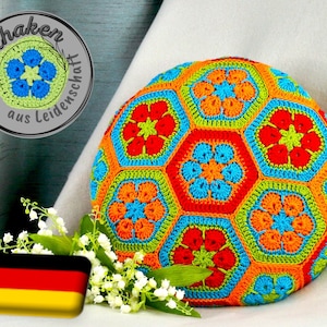 Crochet pattern for a round cushion with African Flowers size S as PDF GERMAN