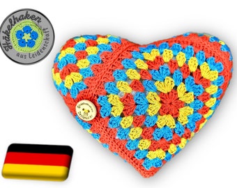 Häkelanleitung für ein Herz mit Granny-Squares als PDF Herz-Kissen Größe XS