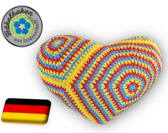 Crochet pattern for a heart pillow with granny squares as PDF GERMAN size M