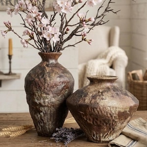 Vintage Farmhouse Textured Ceramic Pot , Earthy Brown Glazed Pottery Vase for Dried Flowers, Minimalist Japandi Room Accent