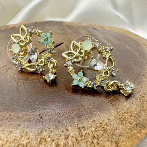Flower Stone Stud Earrings, Minimalist Blue Earring, Dainty Floral Charm Stud, Dangling Gold Earring, Simple Korean Earring, Kawaii Earrings