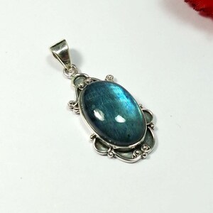 Labradorite Pendant, 925 Sterling Silver, Gemstone Pendant, Natural Labradorite Necklace, Gift For Her, Wedding Gift, Statement Pendant