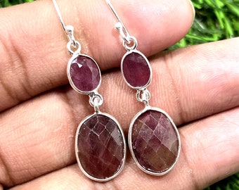 Pendientes colgantes de rubí en plata de ley: pendientes colgantes con piedras preciosas