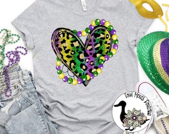 Mardi Gras Leopard Heart with Beads Graphic T-Shirt
