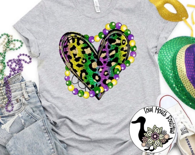 Mardi Gras Leopard Heart with Beads Graphic T-Shirt