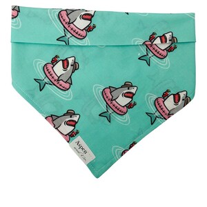 Sharks Dog Bandana, Summer Dog Bandana, Pool Bandana, Great White Shark, Boy Dog Bandana, Snap on Bandana, Beach Dog Bandana
