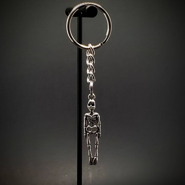 Small Spooky Metal Silver Human Skeleton Keychain, human anatomy, great gift for Halloween, alternative, goth, emo egirls, e-girls