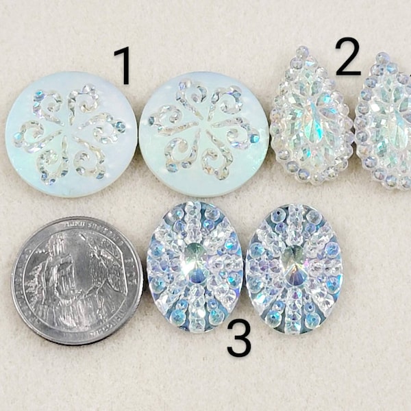 Beautiful Pair of Acrylic Pendant Cabochons/Resin Centers/Beading Supplies/Jewelry Making Materials/ Cabochons/Acrylic Gems