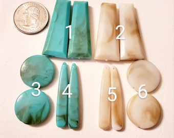 Pair of Beautiful Acrylic cabochons/Beads/Gems/Beading Supplies/ Resin Centers/Jewelry Making Materials